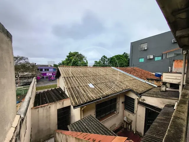 Casa com 216m², à venda ou para alugar, no bairro Interlagos em São Paulo