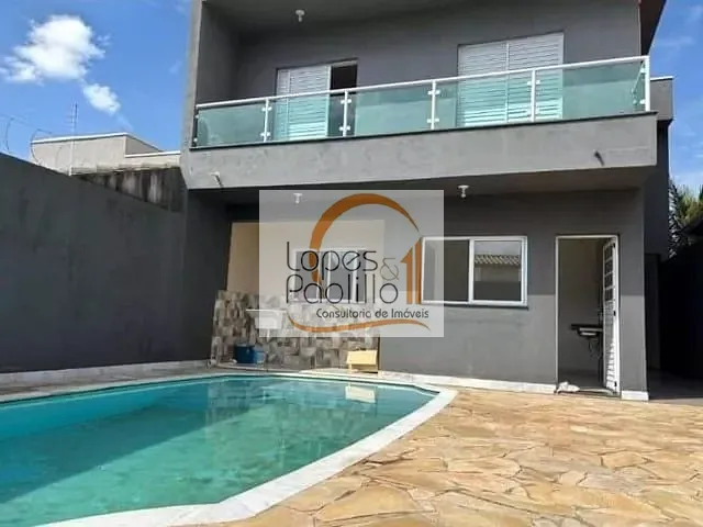 Casa com 200m² 3 quartos e 2 banheiros, à venda, no bairro Nova Cerejeira em Atibaia