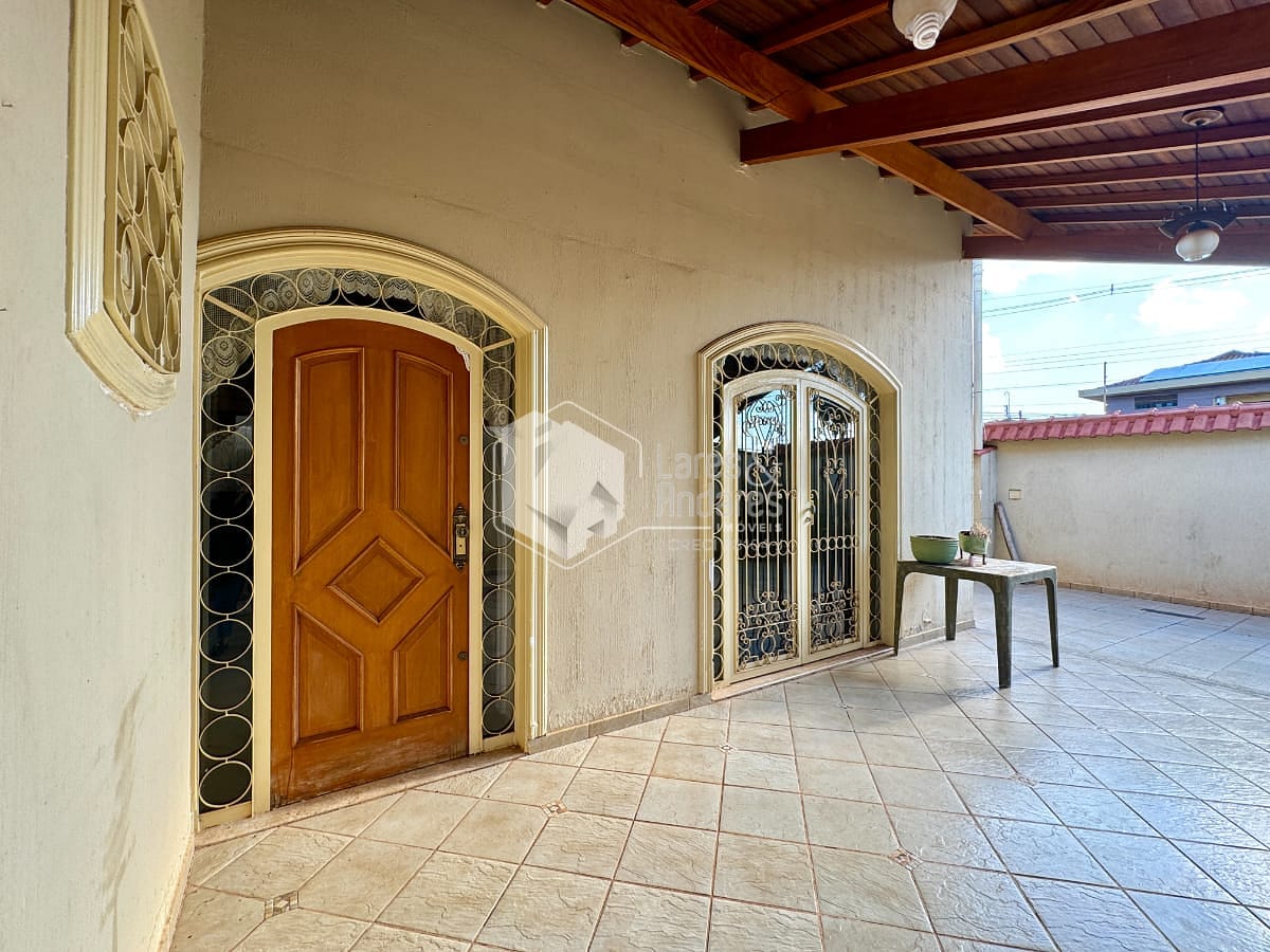 Casa à venda com 4 quartos, 220m² - Foto 51