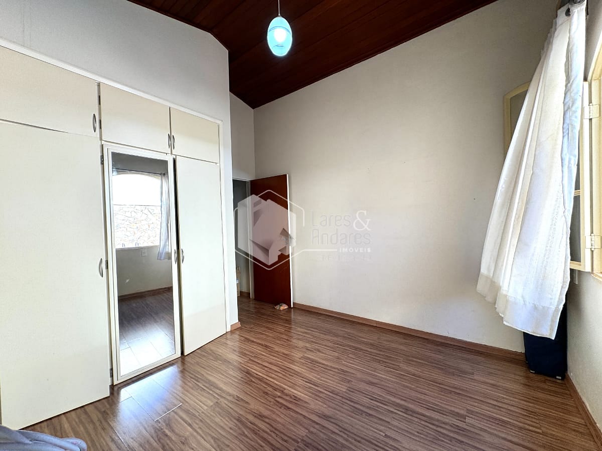 Casa à venda com 4 quartos, 220m² - Foto 66