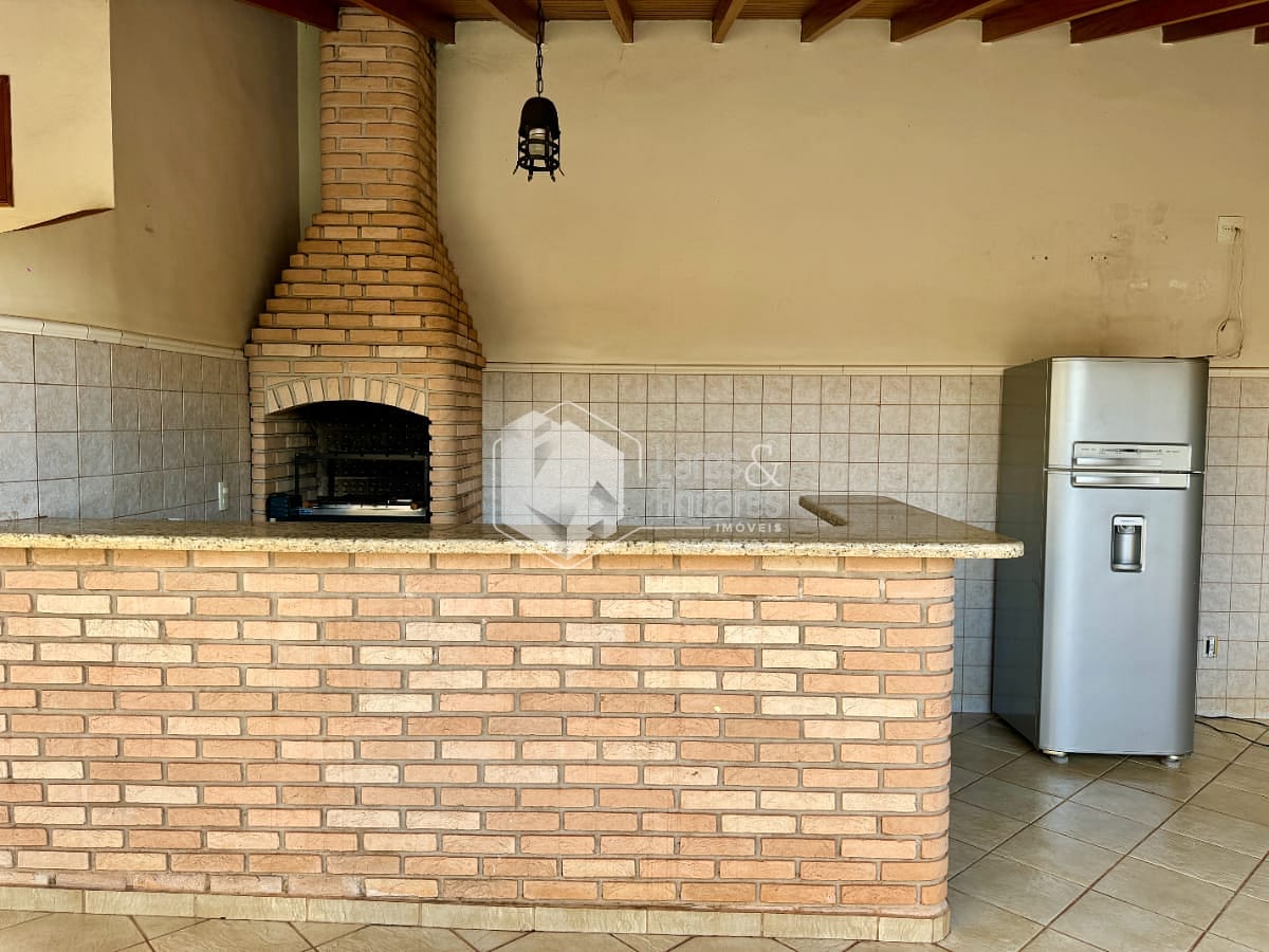 Casa à venda com 4 quartos, 220m² - Foto 39