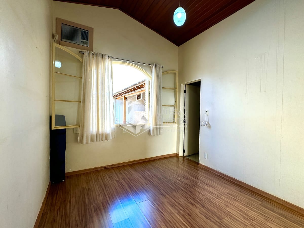 Casa à venda com 4 quartos, 220m² - Foto 64