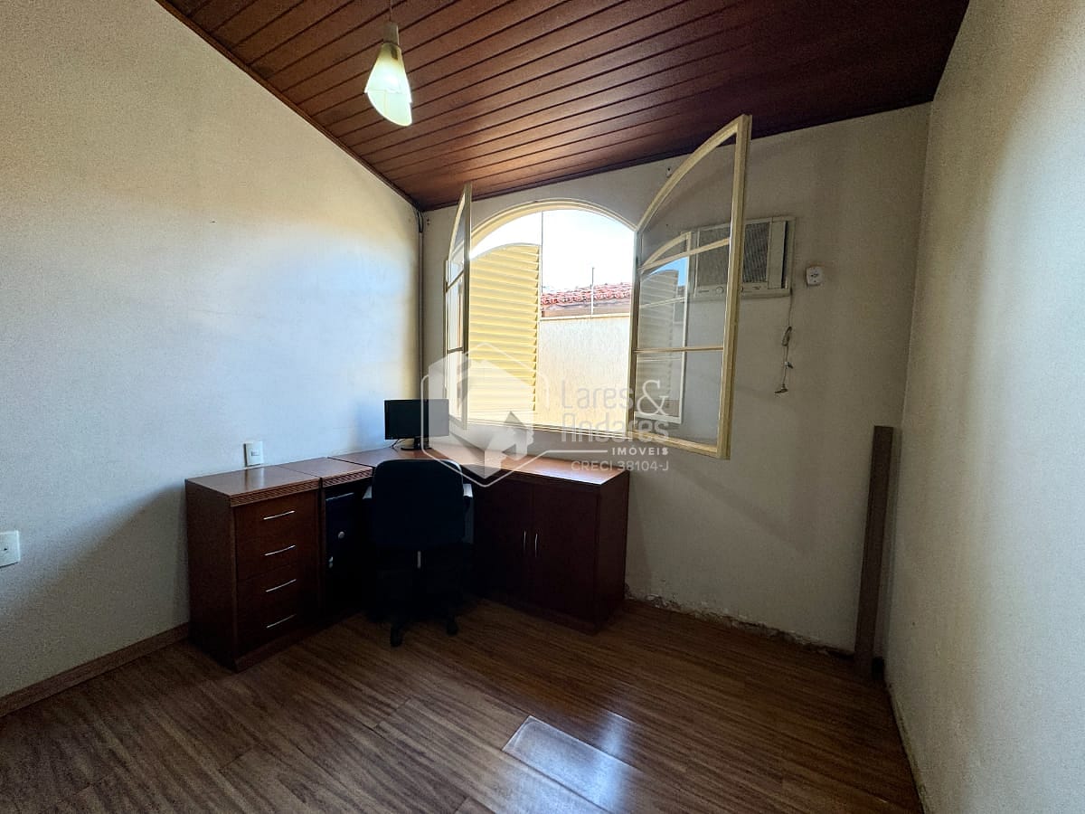 Casa à venda com 4 quartos, 220m² - Foto 79