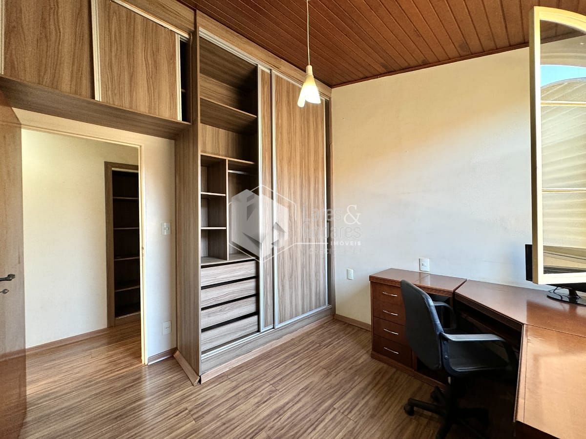 Casa à venda com 4 quartos, 220m² - Foto 82
