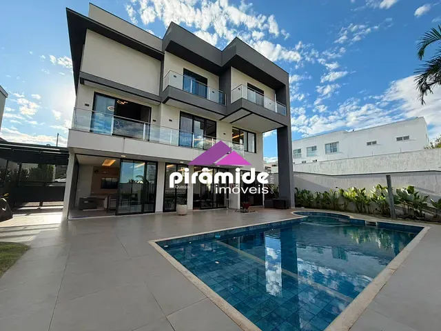Casa com 700m² 5 quartos e 7 banheiros, à venda, no bairro Urbanova em São José dos Campos