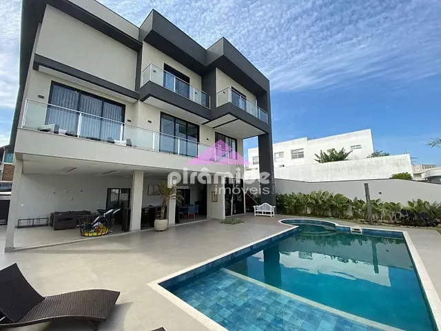 Casa com 700m² 5 quartos e 7 banheiros, à venda, no bairro Urbanova em São José dos Campos