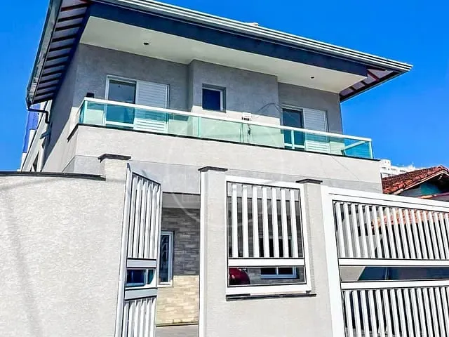 Casa com 125m² 3 quartos e 2 banheiros, à venda, no bairro Aviação em Praia Grande
