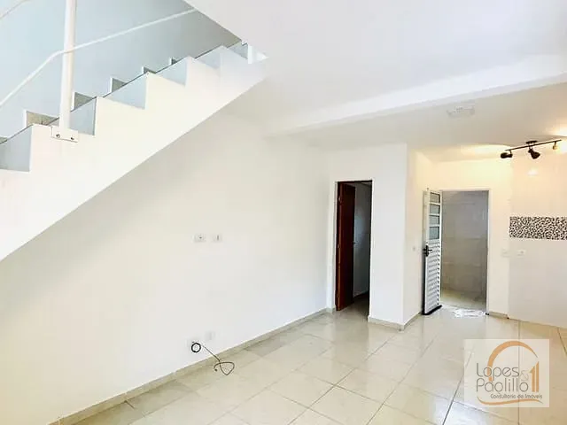 Casa com 58m² 2 quartos e 1 banheiro, para alugar, no bairro Jardim Santo Antônio em Atibaia