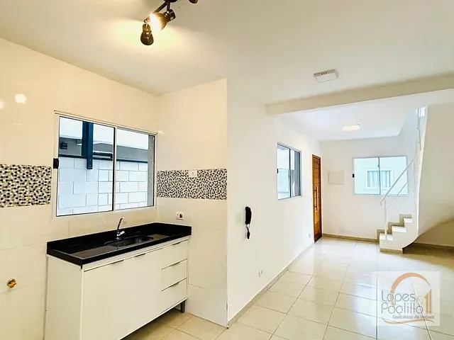 Casa com 58m² 2 quartos e 1 banheiro, para alugar, no bairro Jardim Santo Antônio em Atibaia