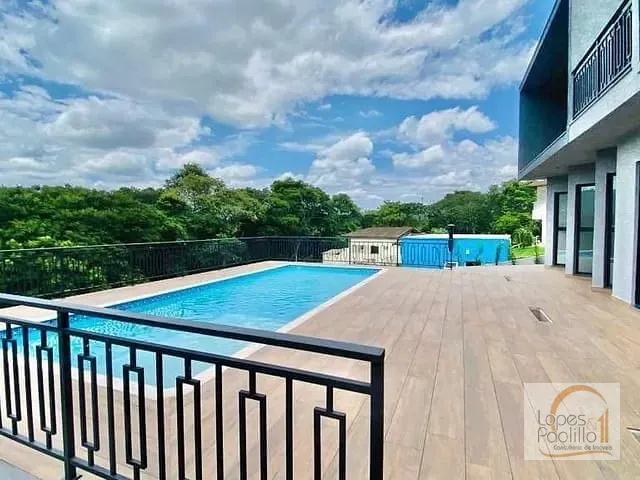Casa com 1157m² 4 quartos e 5 banheiros, à venda, no bairro Condomínio Serra da Estrela em Atibaia