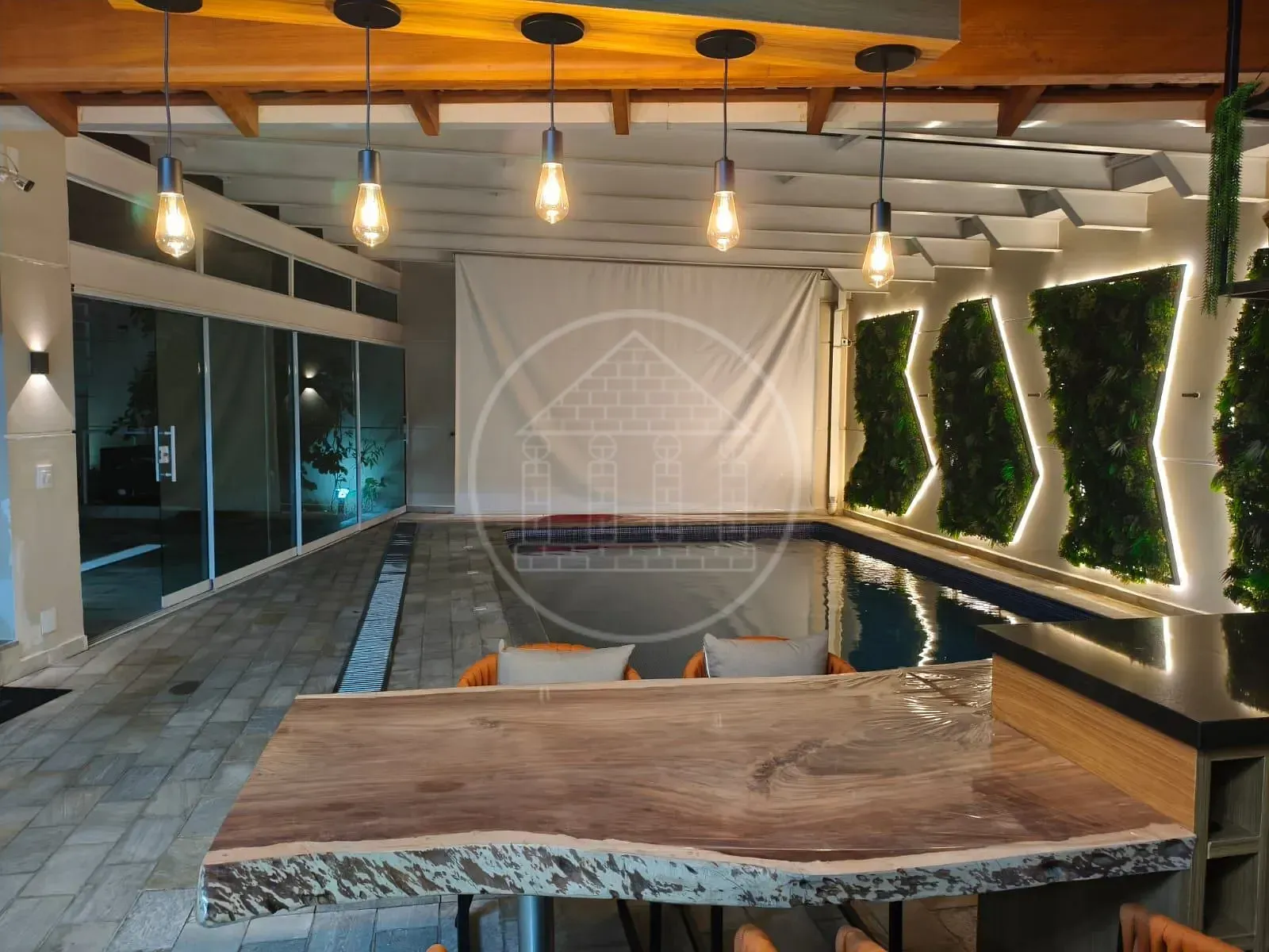 Casa, 3 quartos, 280 m² - Foto 13
