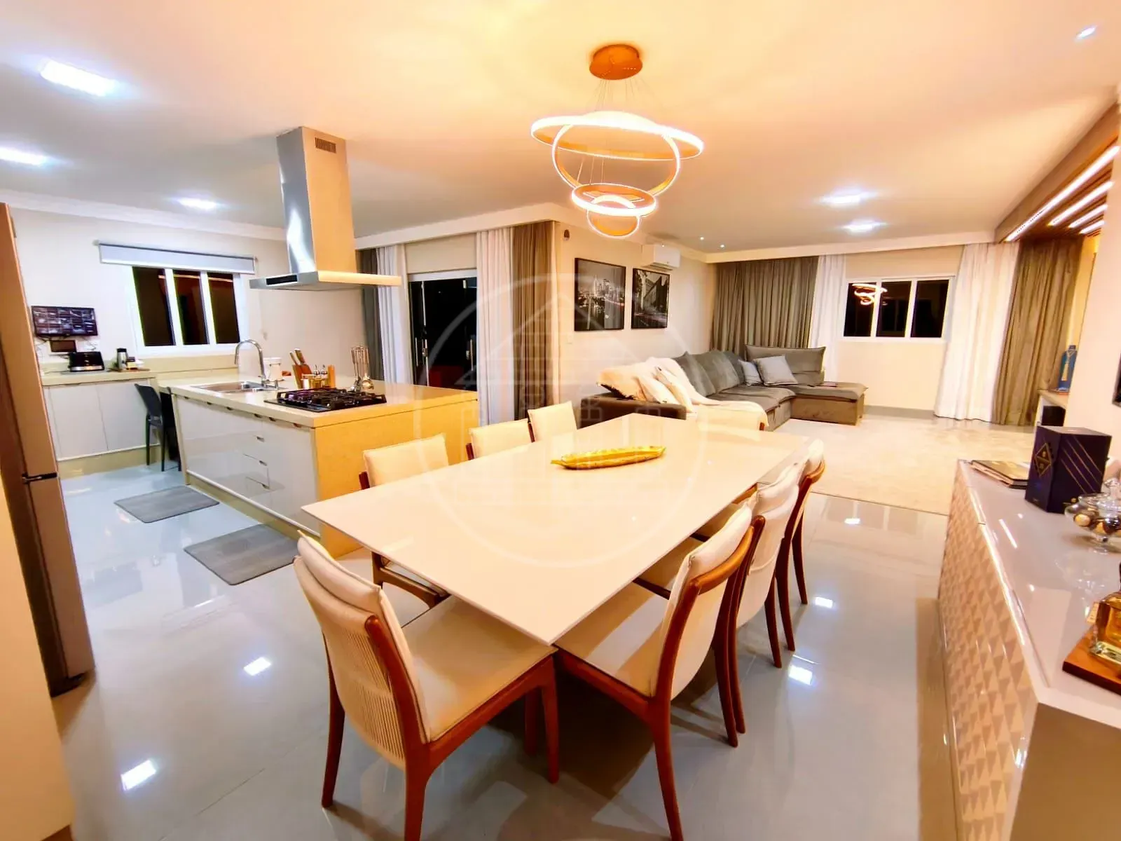 Casa, 3 quartos, 280 m² - Foto 2
