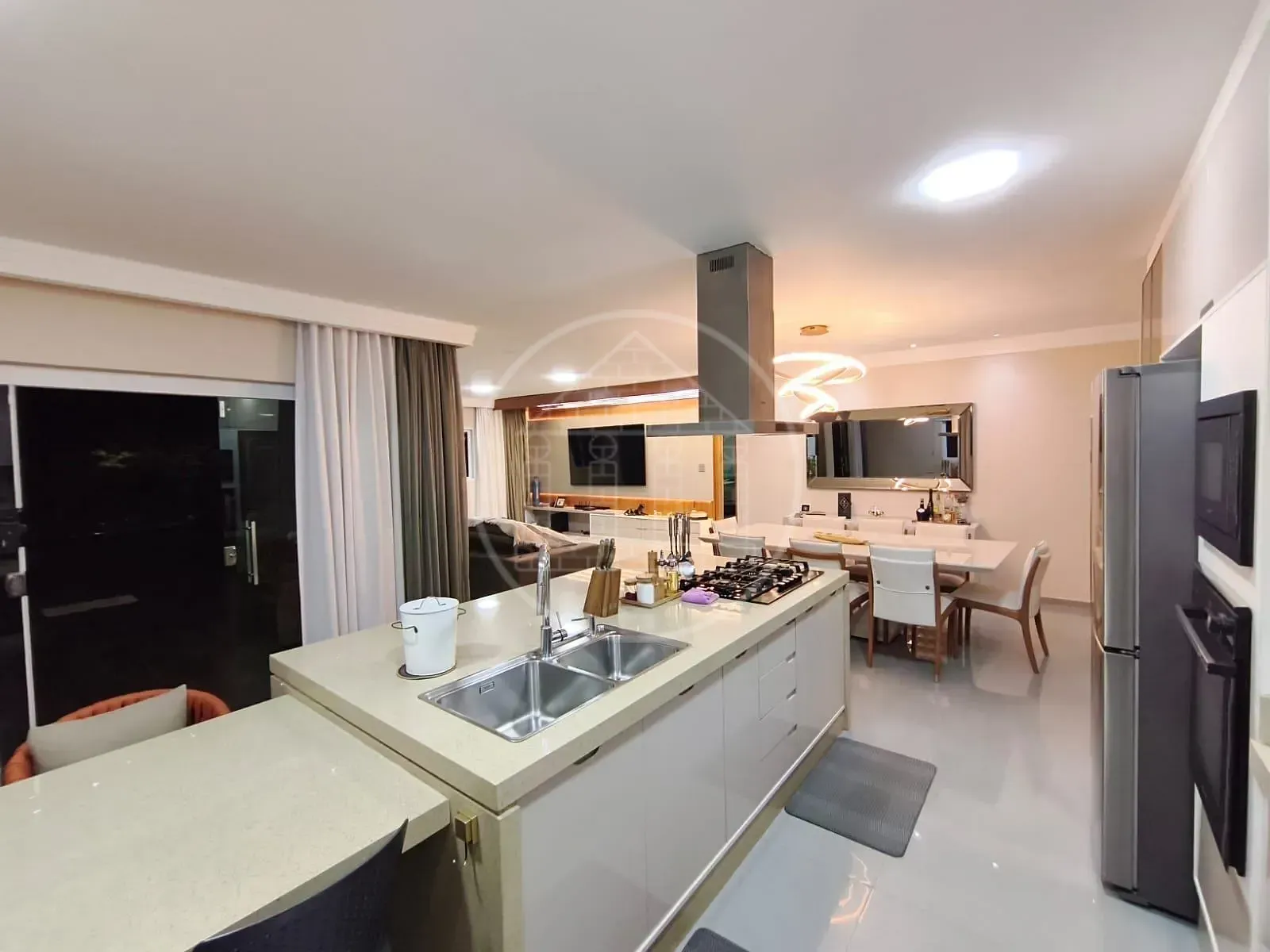 Casa, 3 quartos, 280 m² - Foto 37