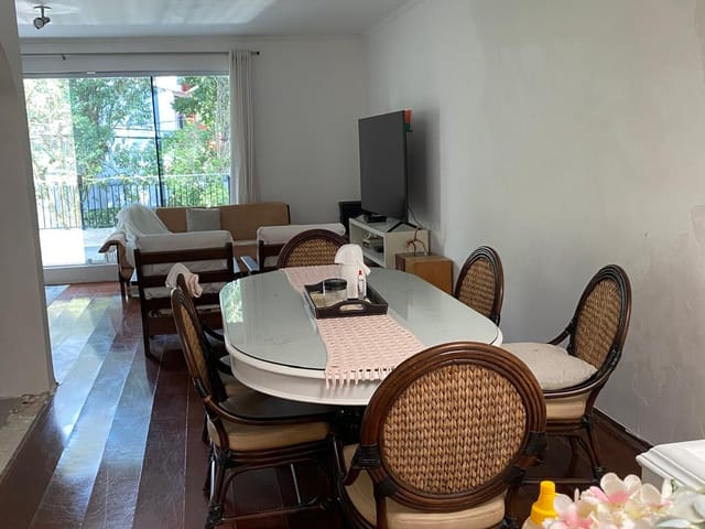 Casa com 270m² 4 quartos e 4 banheiros, à venda, no bairro Vila Madalena em São Paulo