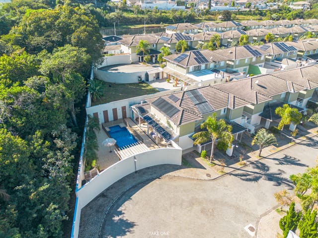 Foto do Casa - Casa no condomínio Nature Village II para venda com 3 quartos, sendo 1 suíte, 129m² | Lares e Andares Imóveis