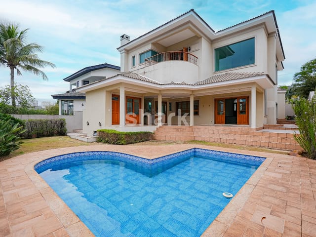 Casa com 560m² 4 quartos e 6 banheiros, à venda, no bairro Alphaville Residencial Zero em Barueri