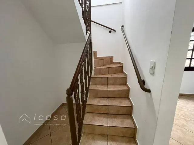Casa com 125m² 3 quartos e 3 banheiros, à venda, no bairro Jardim São José em Caçapava