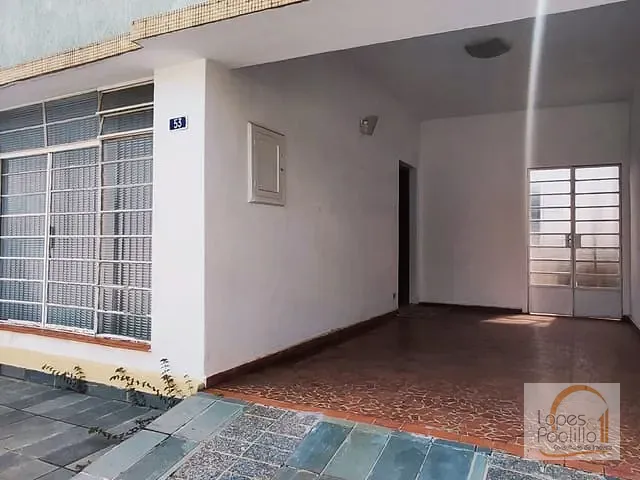 Casa com 225m² 3 quartos e 1 banheiro, à venda, no bairro Jardim Brasil em Atibaia
