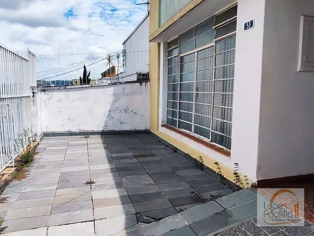 Casa com 225m² 3 quartos e 1 banheiro, à venda, no bairro Jardim Brasil em Atibaia