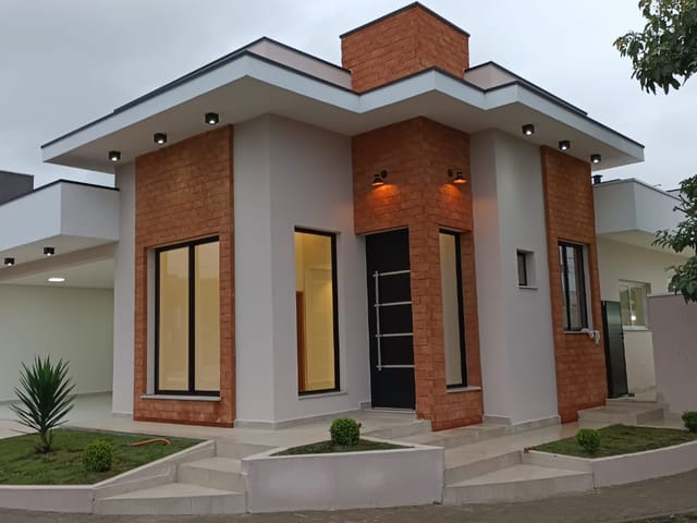 Casa com 326m² 3 quartos e 4 banheiros, à venda, no bairro Piracangaguá em Taubaté