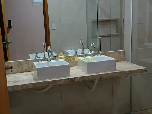 Casa com 326m² 3 quartos e 4 banheiros, à venda, no bairro Piracangaguá em Taubaté