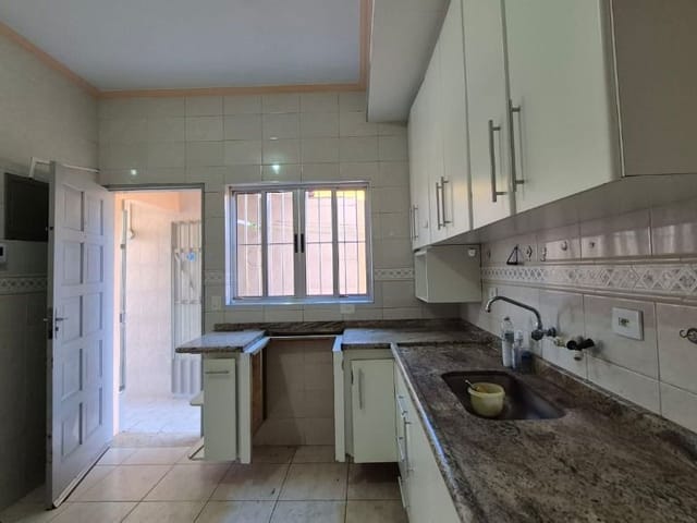 Casa com 159m² 3 quartos e 2 banheiros, à venda, no bairro Jardim Marisa em São Paulo
