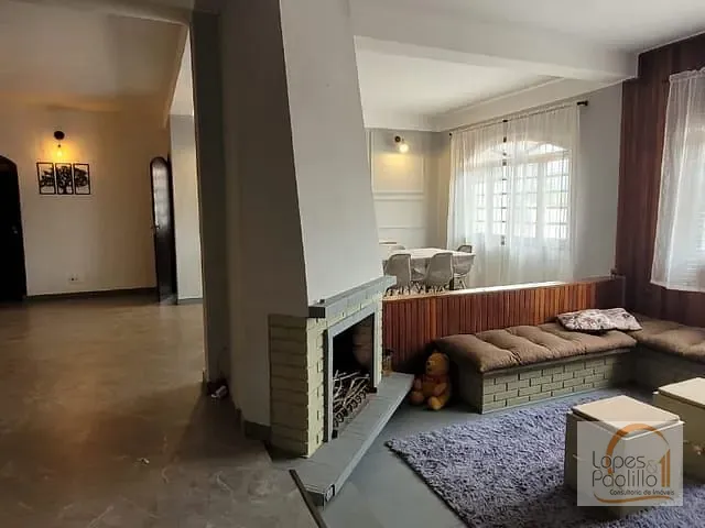 Casa com 993m² 3 quartos e 4 banheiros, à venda, no bairro Condomínio Portal dos Nobres em Atibaia