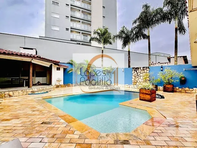 Casa com 230m² 2 quartos e 3 banheiros, para alugar, no bairro Itapetinga em Atibaia
