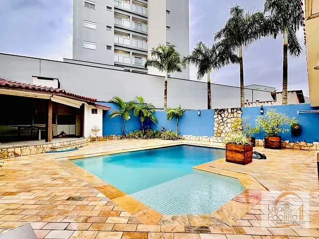 Casa com 230m² 2 quartos e 3 banheiros, para alugar, no bairro Itapetinga em Atibaia