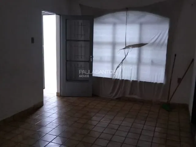 Casa com 250m² 2 quartos e 1 banheiro, à venda, no bairro Parque das Laranjeiras em Sorocaba
