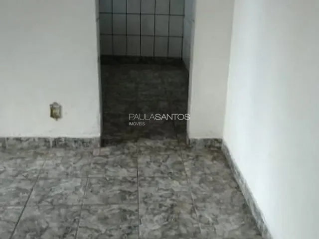 Casa com 250m² 2 quartos e 1 banheiro, à venda, no bairro Parque das Laranjeiras em Sorocaba
