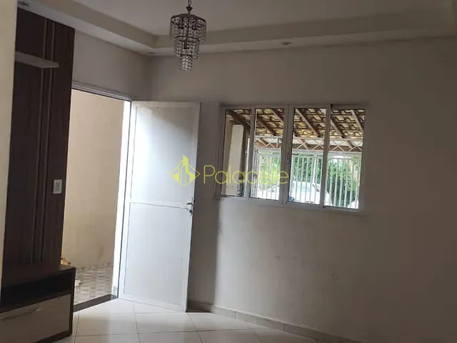 Casa com 150m² 3 quartos e 2 banheiros, à venda, no bairro Vila Industrial em São José Dos Campos