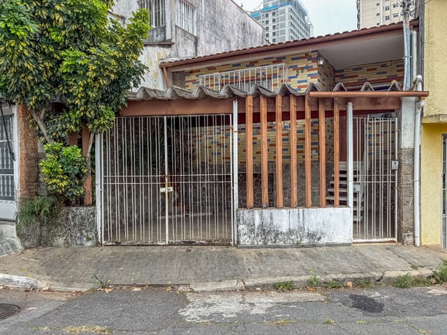 Casa com 110m² 2 quartos e 1 banheiro, à venda, no bairro Chácara Inglesa em São Paulo