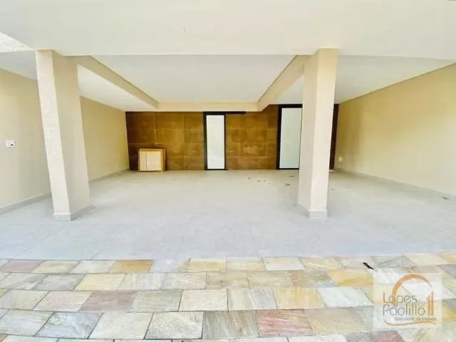 Casa com 300m² 3 quartos e 4 banheiros, à venda, no bairro Condomínio Altos da Floresta em Atibaia