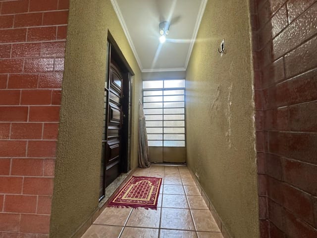 Foto do Casa - Casa tipo para venda em Jardim Rossi com 3 quartos, sendo 1 suíte, 147m² | Lares e Andares Imóveis