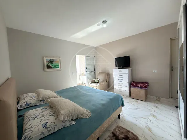 Casa com 360m² 4 quartos e 3 banheiros, à venda, no bairro Cidade Dutra em São Paulo