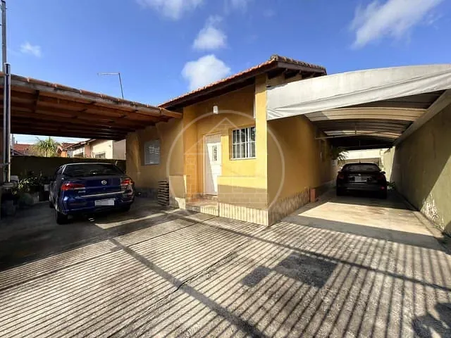 Casa com 360m² 4 quartos e 3 banheiros, à venda, no bairro Cidade Dutra em São Paulo