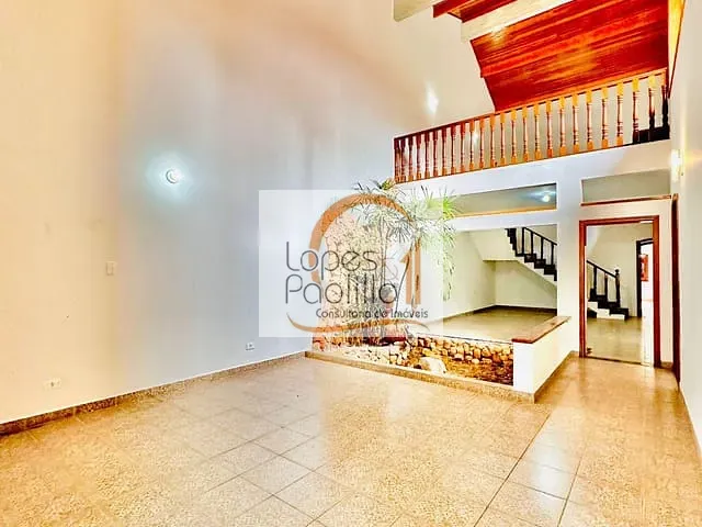 Casa com 420m² 6 quartos e 3 banheiros, para alugar, no bairro Vila Esperia ou Giglio em Atibaia