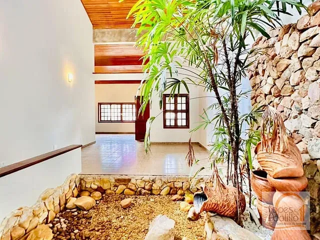 Casa com 420m² 6 quartos e 3 banheiros, para alugar, no bairro Vila Esperia ou Giglio em Atibaia