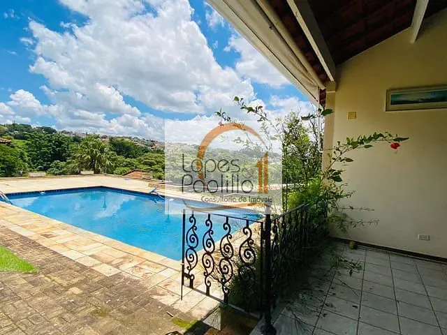 Casa com 1212m² 5 quartos e 5 banheiros, à venda, no bairro Condomínio Flamboyant-B em Atibaia