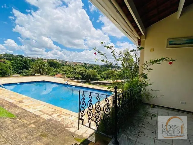 Casa com 1212m² 5 quartos e 5 banheiros, à venda, no bairro Condomínio Flamboyant-B em Atibaia