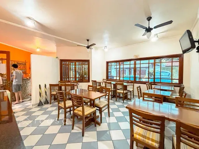 Casa com 652m² 12 quartos e 14 banheiros, à venda, no bairro Toninhas em Ubatuba
