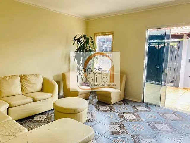 Casa com 240m² 3 quartos e 3 banheiros, à venda, no bairro Jardim Santa Bárbara em Atibaia