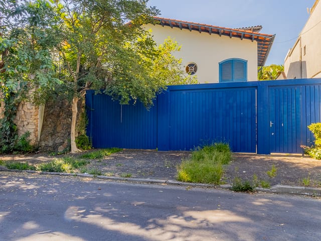 Casa com 678m² 3 quartos e 4 banheiros, à venda, no bairro Alto de Pinheiros em São Paulo