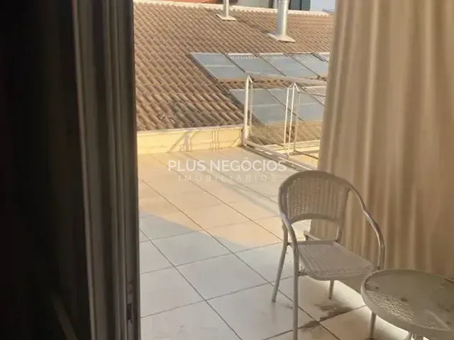 Casa com 300m² 4 quartos e 6 banheiros, à venda, no bairro Granja Olga I em Sorocaba