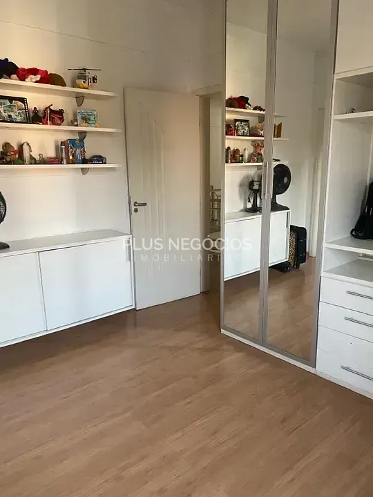 Casa, 4 quartos, 300 m² - Foto 8