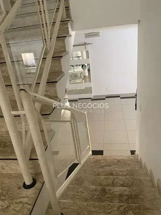 Casa, 4 quartos, 300 m² - Foto 16