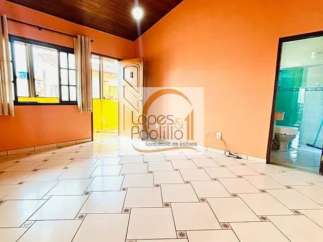 Casa com 50m² 1 quarto e 1 banheiro, para alugar, no bairro Jardim Alvinópolis em Atibaia