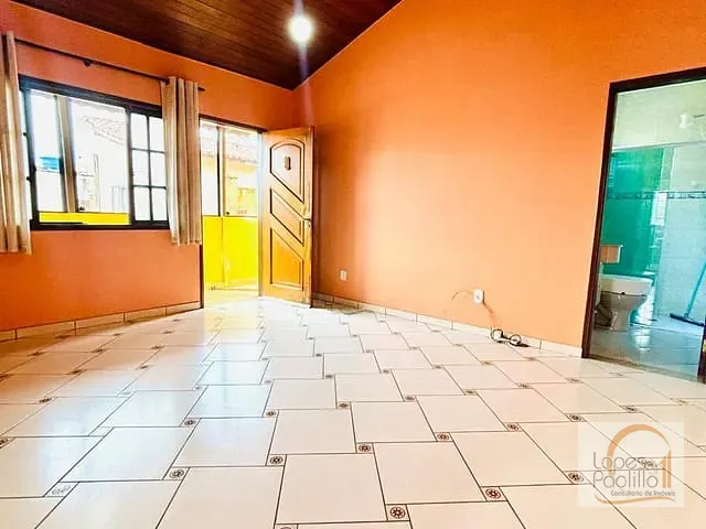Casa com 50m² 1 quarto e 1 banheiro, para alugar, no bairro Jardim Alvinópolis em Atibaia