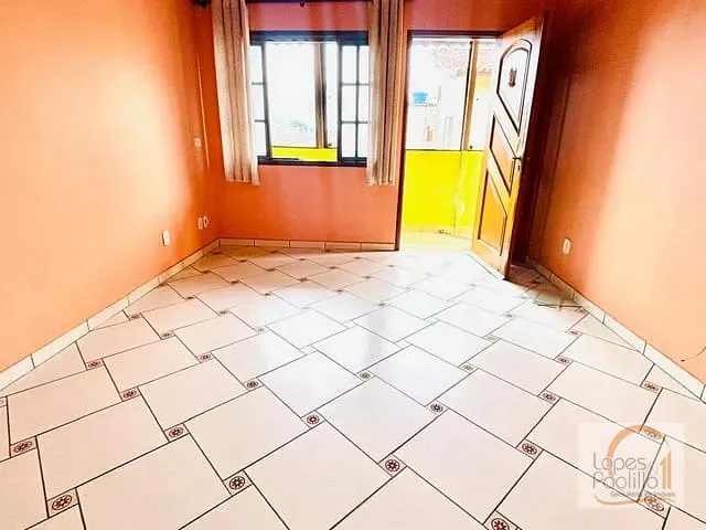 Casa com 50m² 1 quarto e 1 banheiro, para alugar, no bairro Jardim Alvinópolis em Atibaia